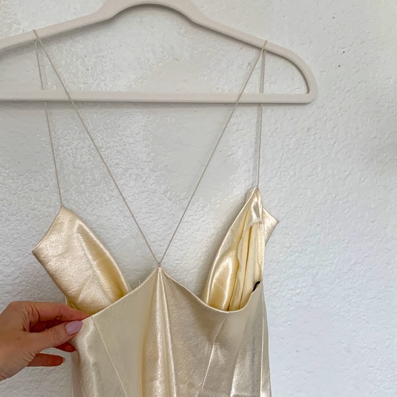 Cream colored silky dress with draped front. - Picture 4 of 5